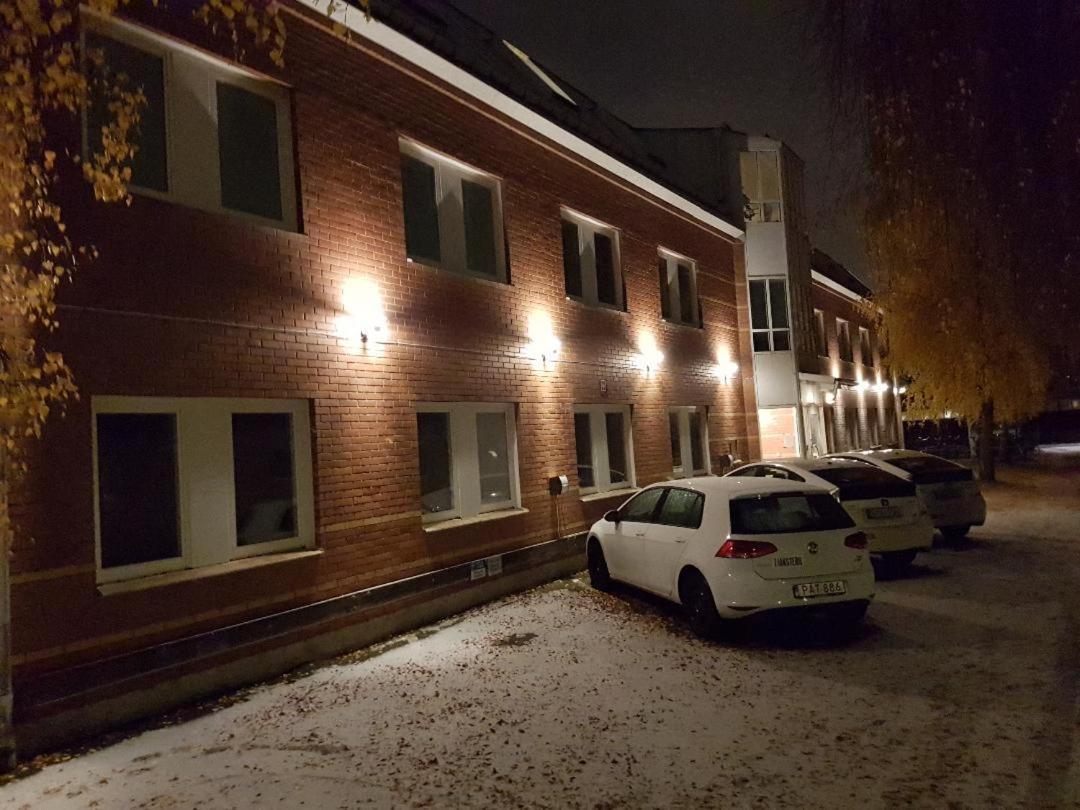 Vandrarhem Uppsala - Portalgatan Exterior photo